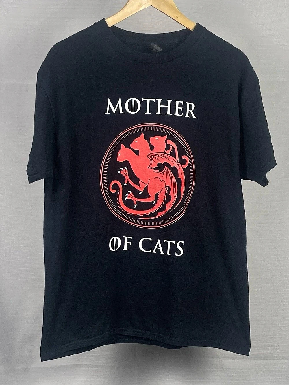 Mother of Cats Dragon Graphic T-Shirt Black L